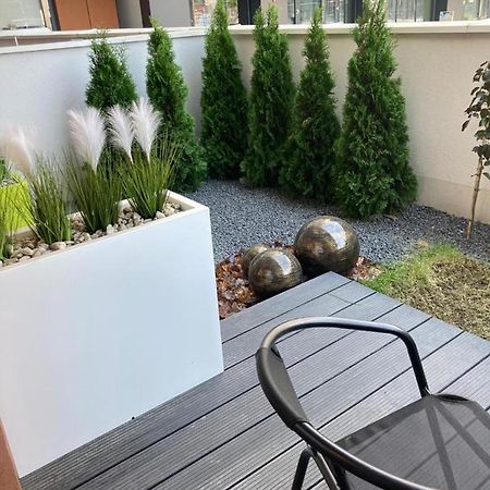 Wislane Tarasy 2.0, Free Parking, Private Garden Διαμέρισμα Krasków Εξωτερικό φωτογραφία