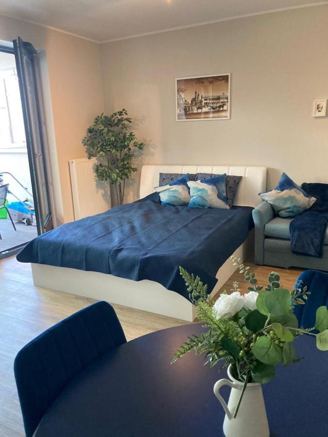 Wislane Tarasy 2.0, Free Parking, Private Garden Διαμέρισμα Krasków Εξωτερικό φωτογραφία
